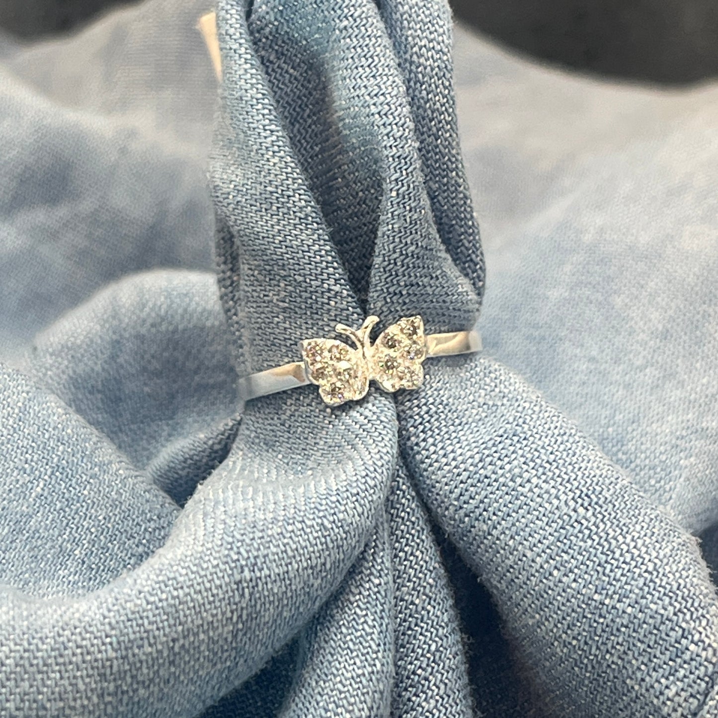 Anillo mariposa para niño