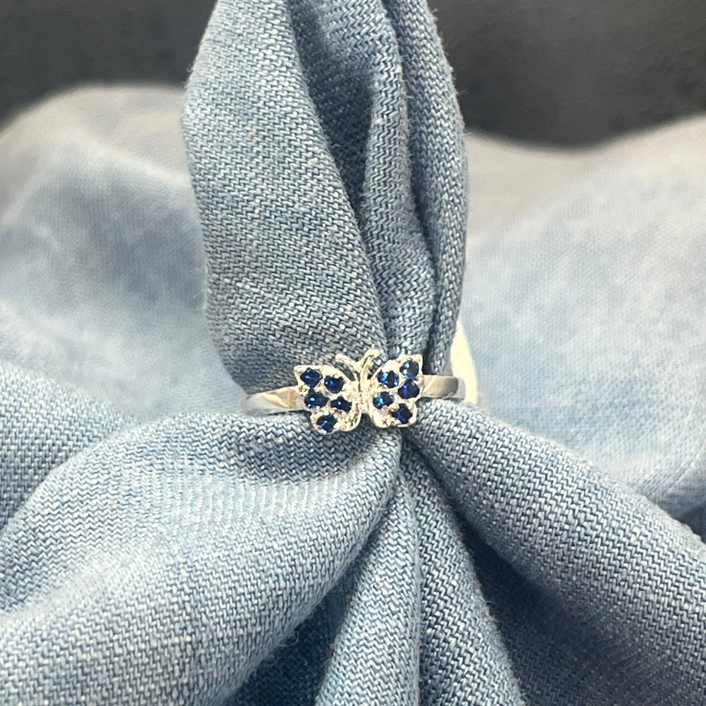 Anillo mariposa para niño