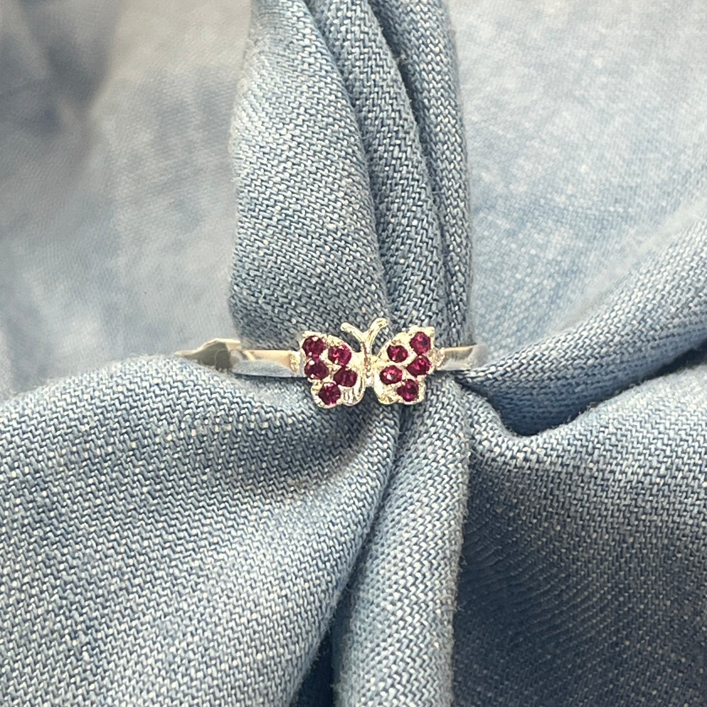 Anillo mariposa para niño