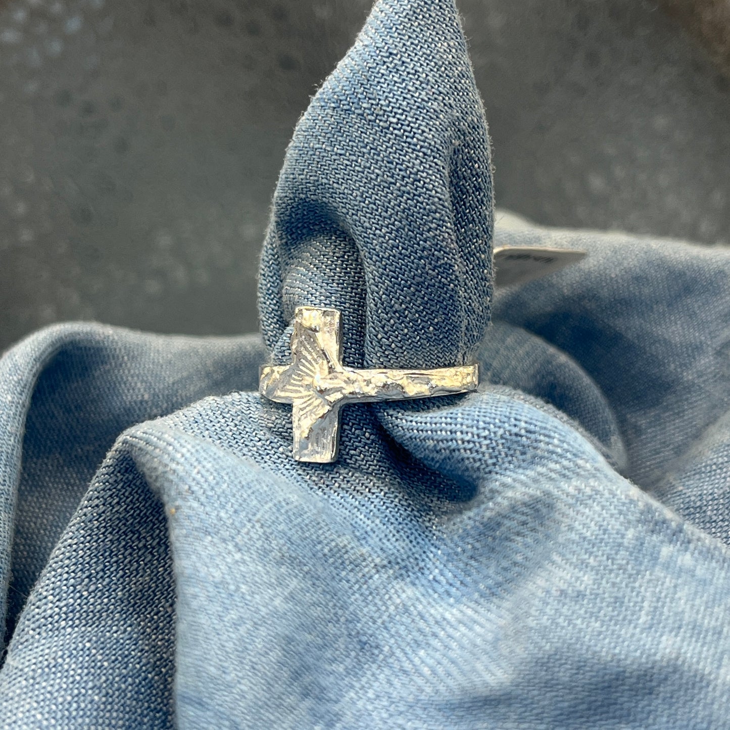 Anillo de cristro
