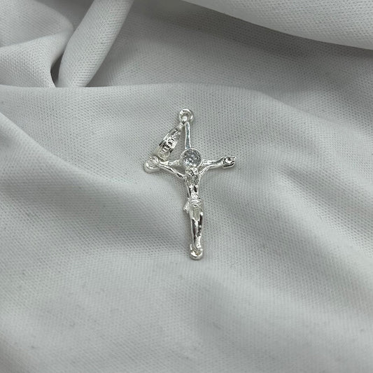 Crucifijo (Dije) Circonia en medio.